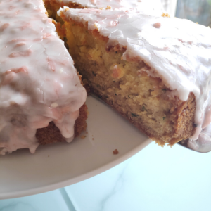 Courgette and grapefruit cake