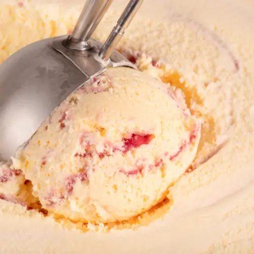 Easy And Fresh Raspberry Ripple Ice Cream Recipe