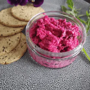 coleslaw with beetroot