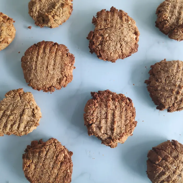 Easy Low Carb Gluten-Free Peanut Butter Cookies