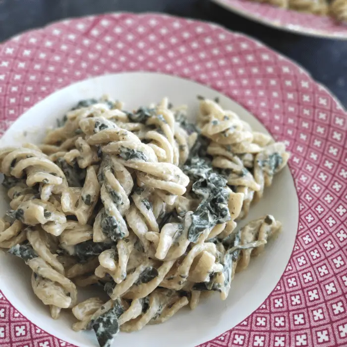 pasta with creamy kale sauce
