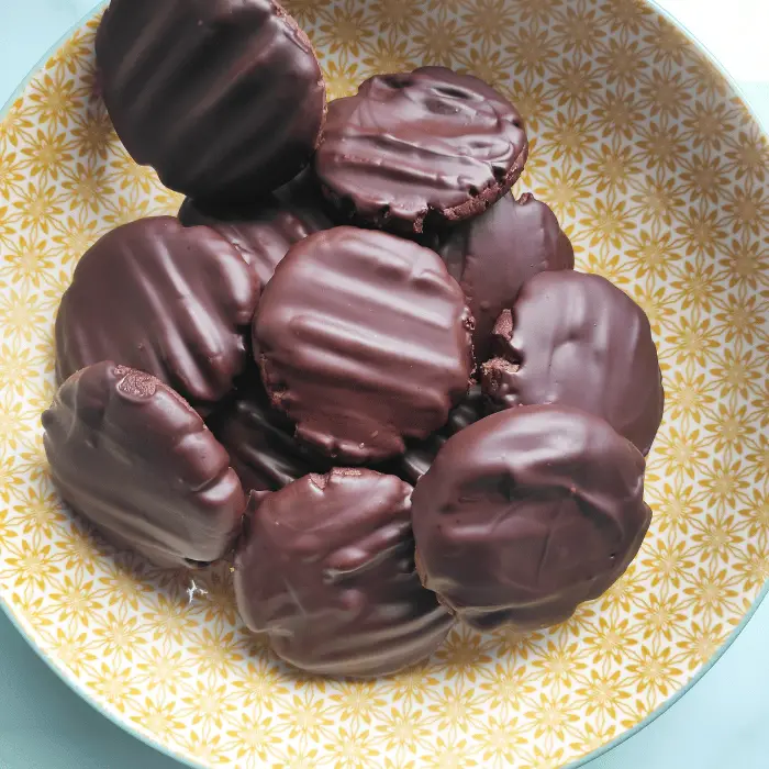 Easy Mary Berry’s Chocolate Covered Fork Biscuits