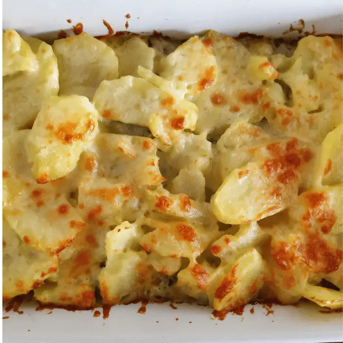easy leek and potato bake cheese topping