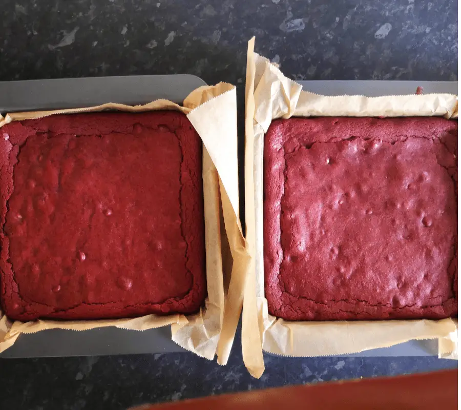 baked red velvet brownies