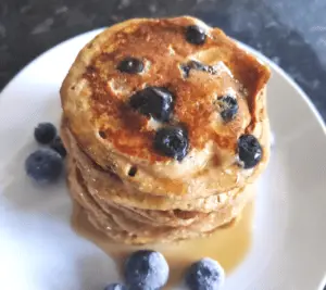 oat and banana pancakes with blueberies