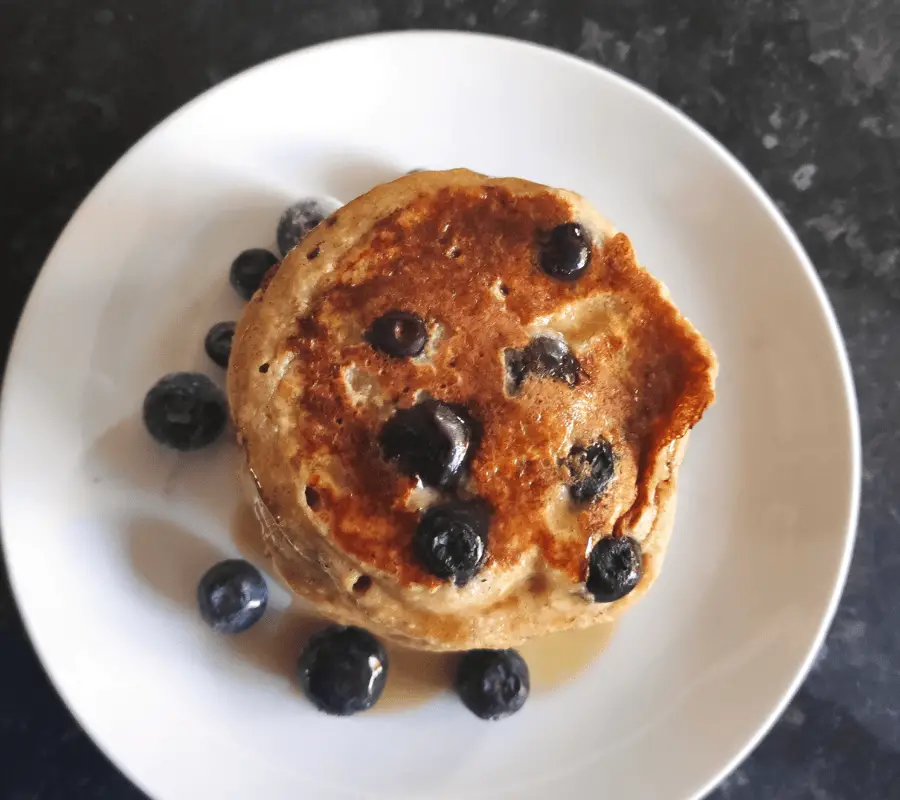 oat and banana pancakes with blueberries uk recipe