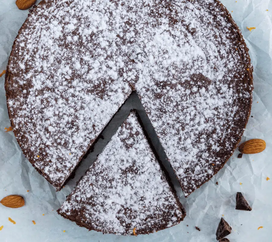 full size chocolate torta caprise