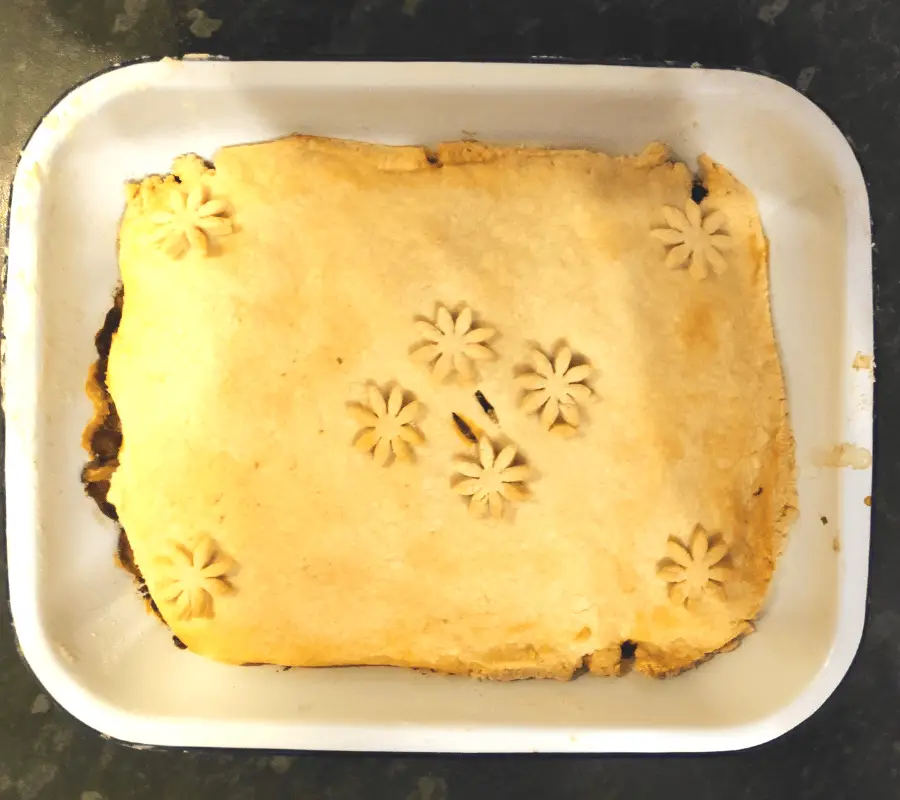 shortcrust pastry topping for mushroom and lentil pie uk