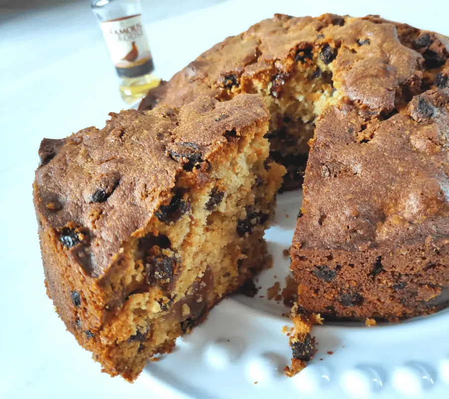 Rich and Moist Whisky Cake
