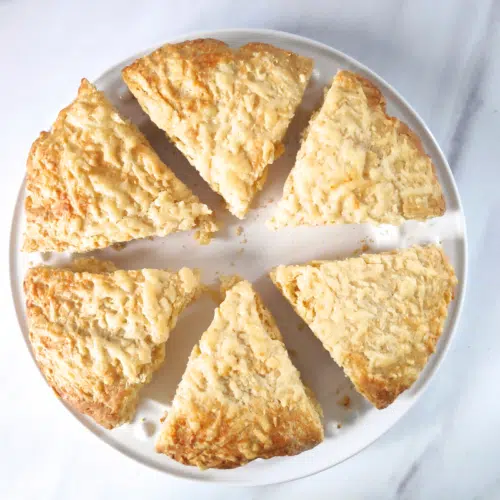 cheese scone round