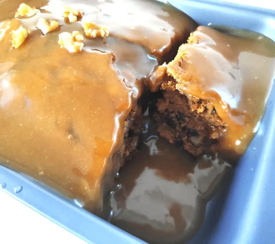 date pudding with toffee sauce