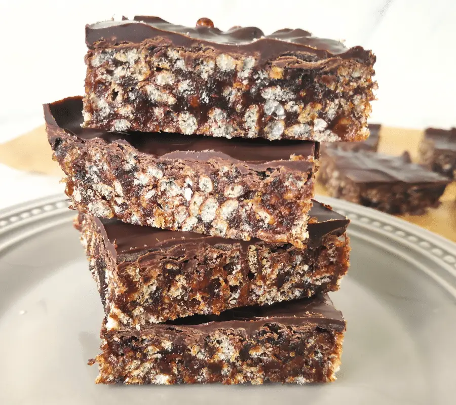 Easy Date And Chocolate Rice Krispie Bars