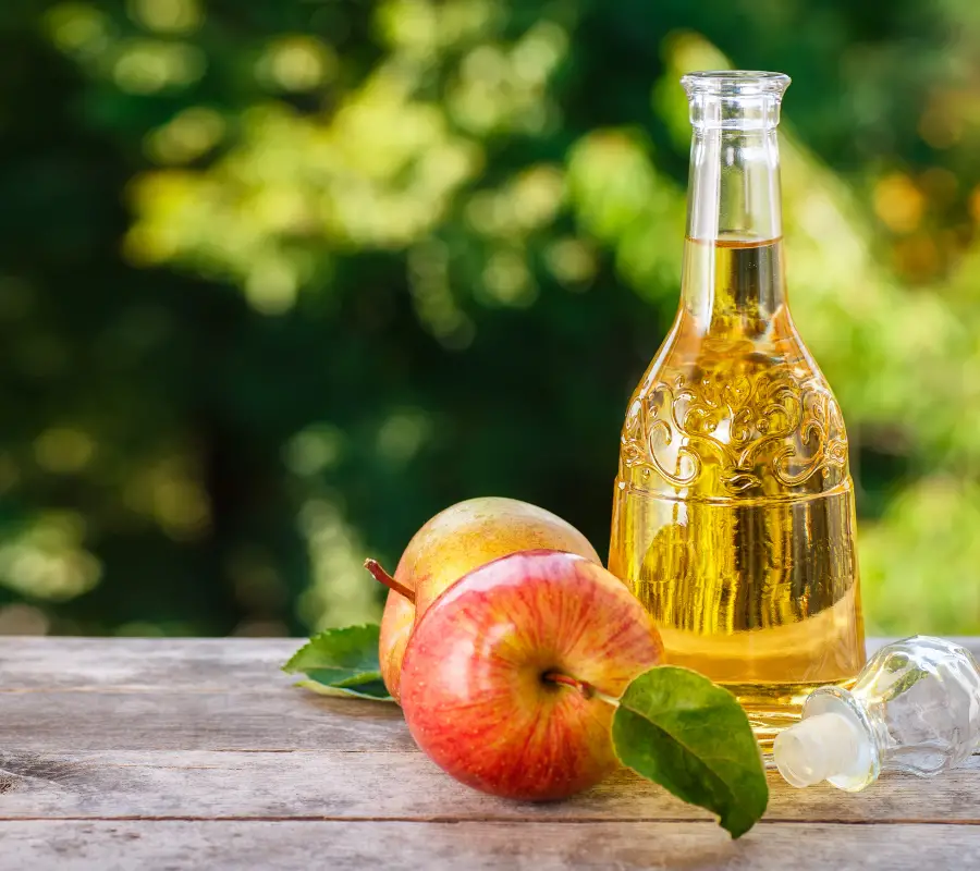 15 Types Of Vinegar: Uses And Benefits