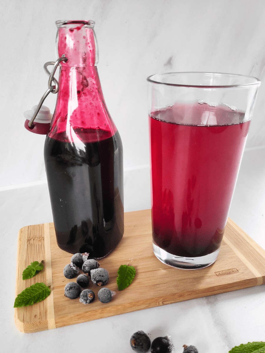 Curranty cordial recipe - BBC Food