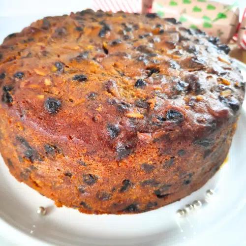 moist christmas cake uk recipe