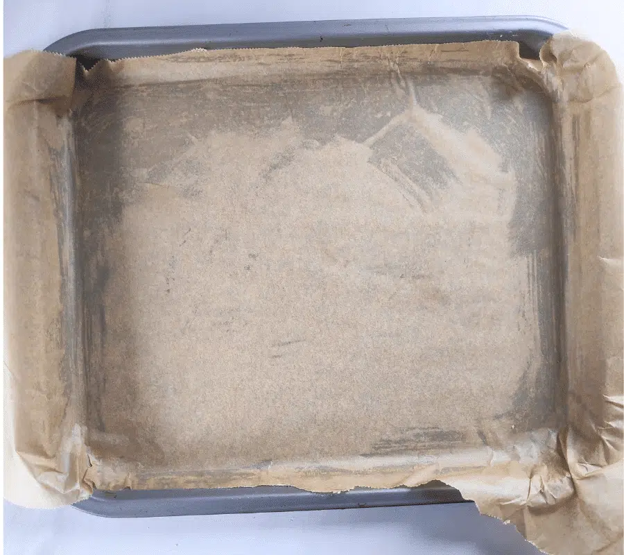 lined tin