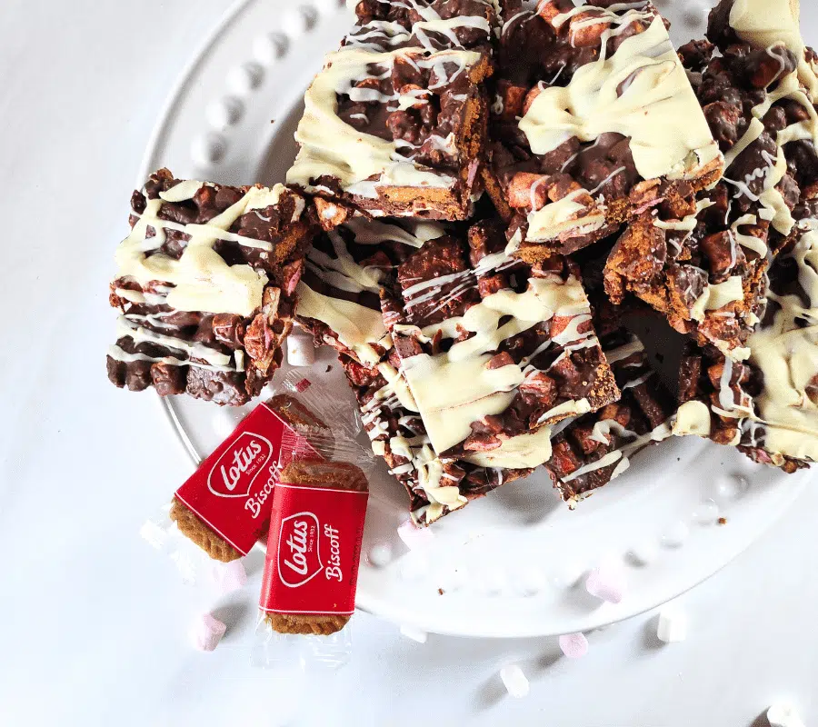 triple chocolate biscoff rocky roads on a white plate uk recipe