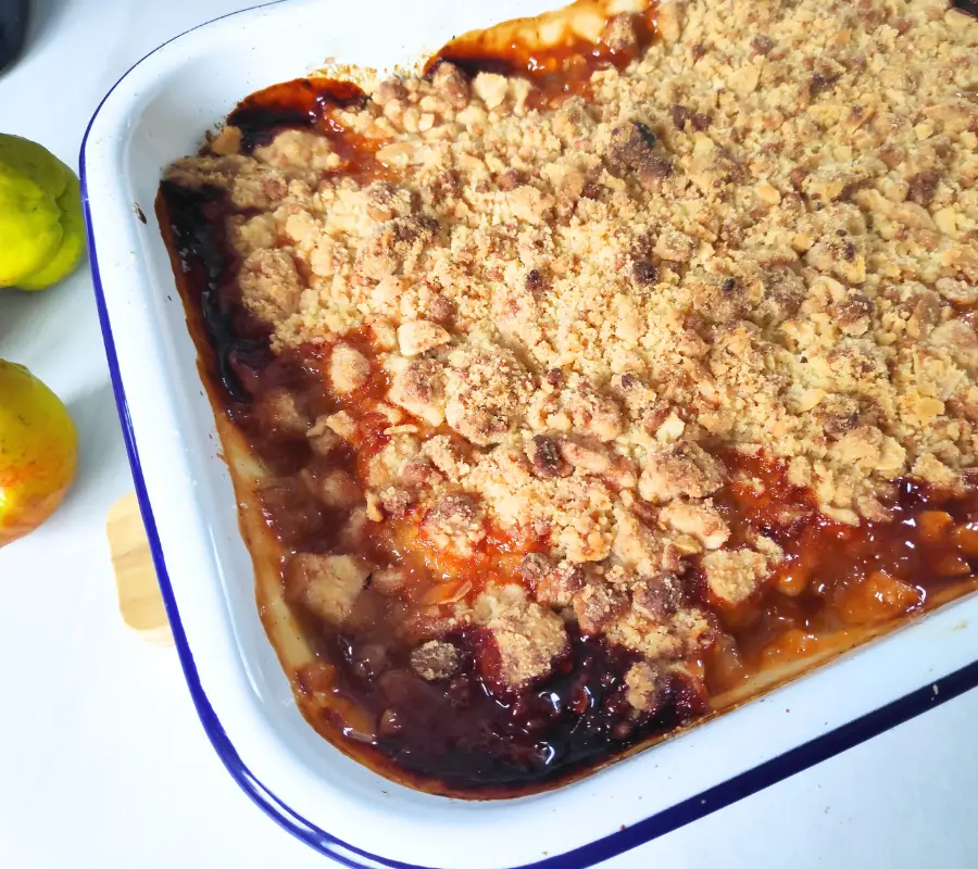 The Best Quince Marzipan Crumble Recipe – Tart And Crisp