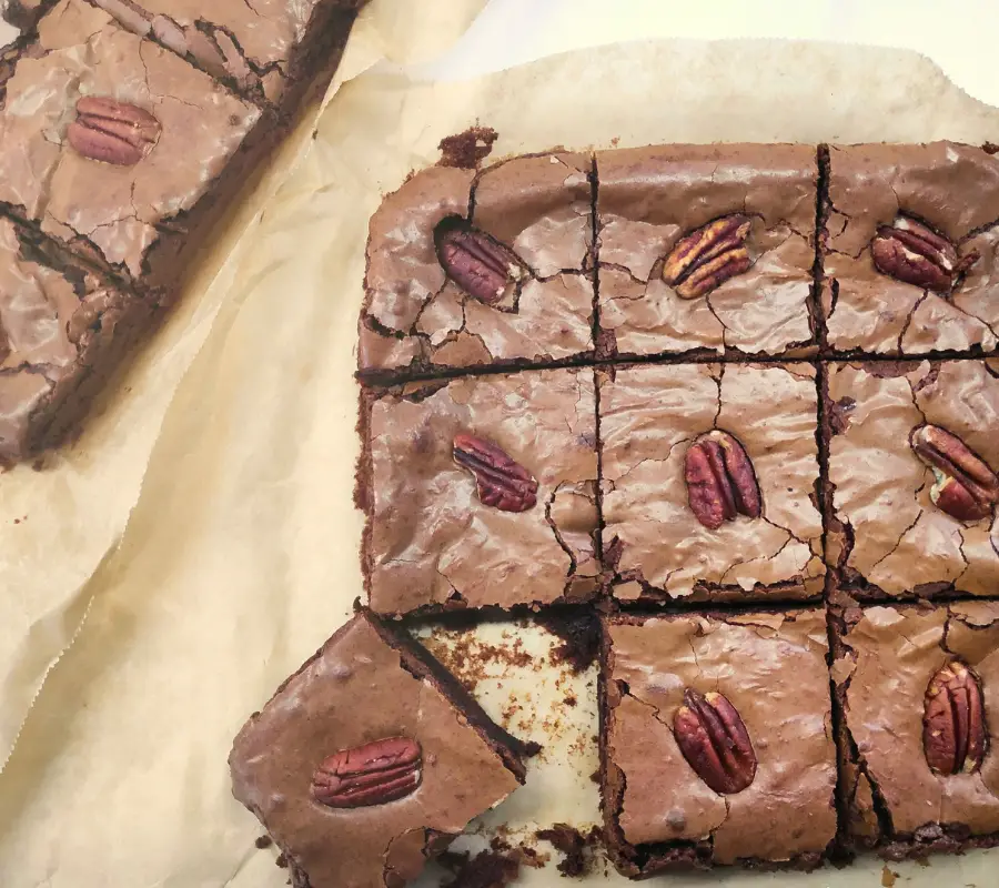 Easy Ginger And Pecan Brownies