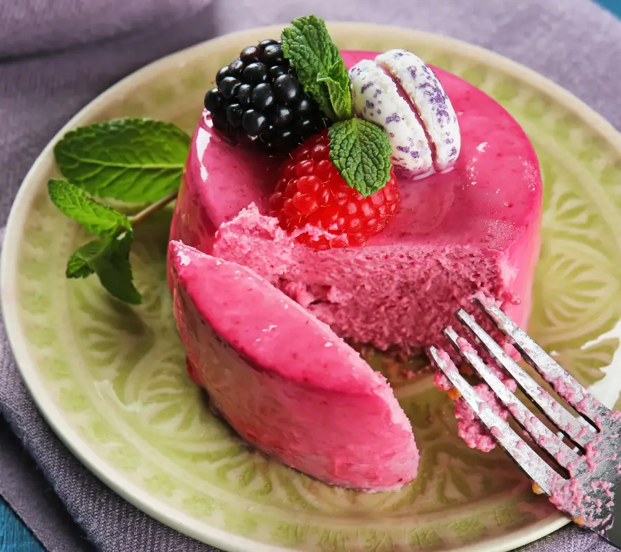 Mary Berry’s Blackberry Mousse Recipe