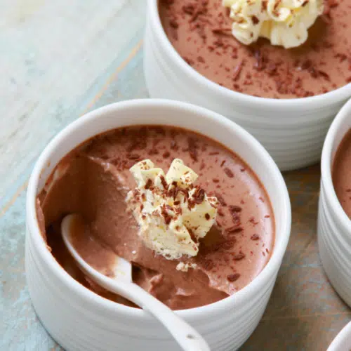 chocolate mousse in ramekin dishes